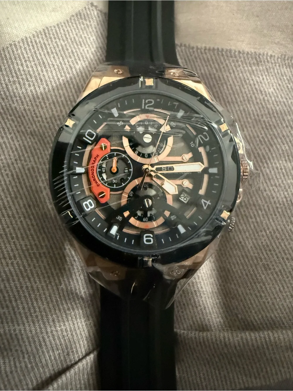 Men’s Black and Gold Chronograph Sport Watch